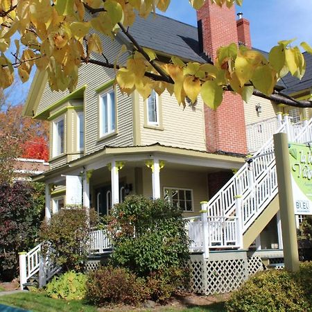 La Belle Victorienne Hotel Magog Bagian luar foto