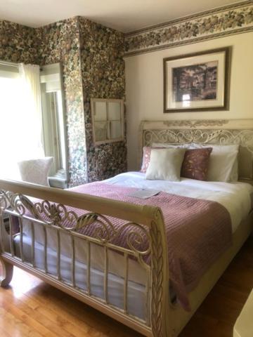 La Belle Victorienne Hotel Magog Bagian luar foto