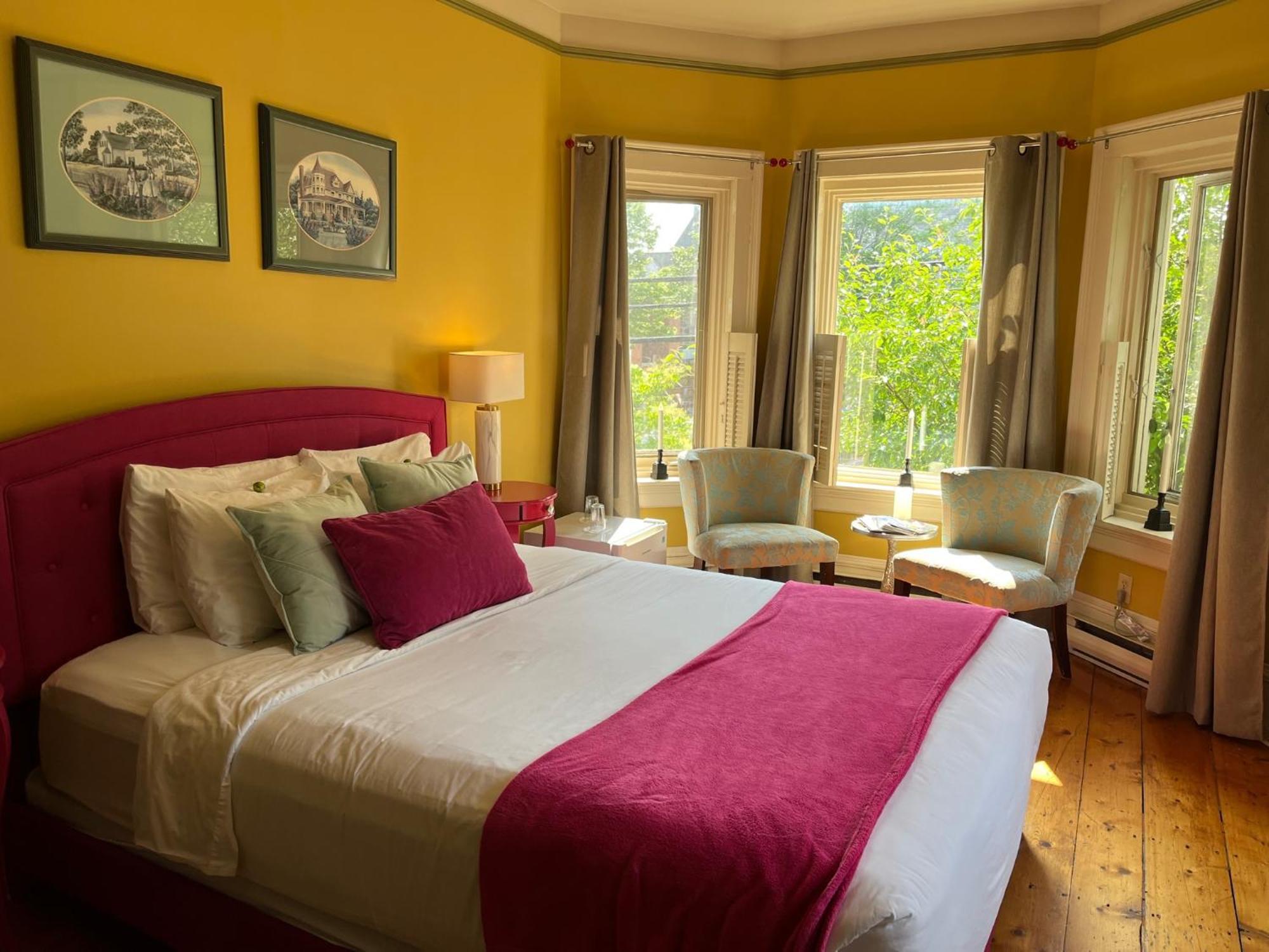 La Belle Victorienne Hotel Magog Bagian luar foto