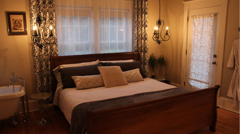 La Belle Victorienne Hotel Magog Bagian luar foto
