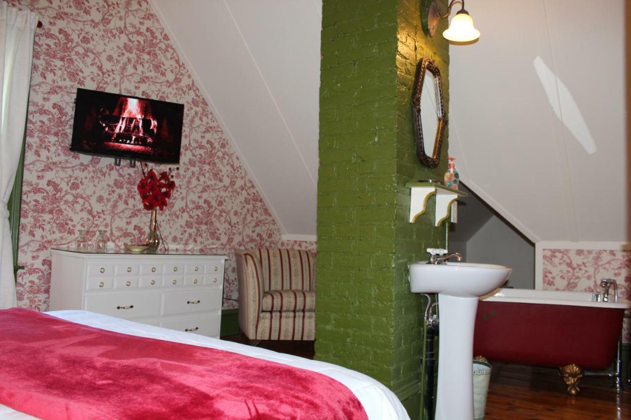 La Belle Victorienne Hotel Magog Bagian luar foto
